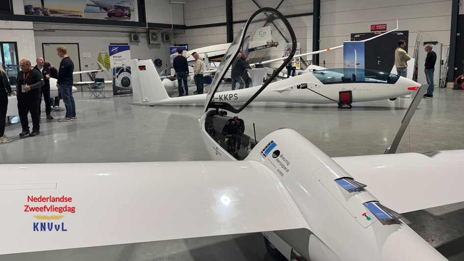 Szd-Pzl-Glider-Report-Dutch-Gliding-Day-2025-Hall